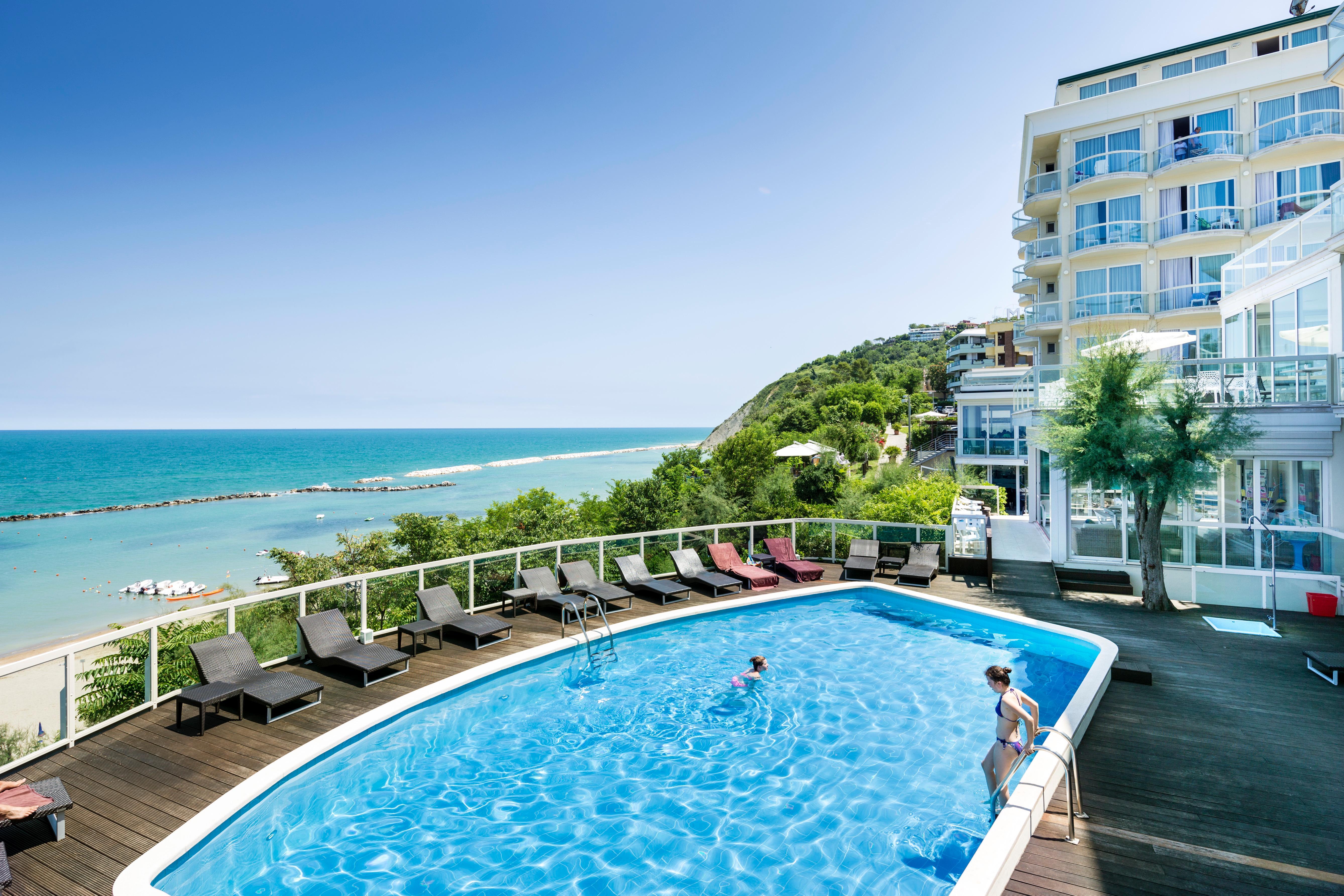 Hotel Sans Souci Gabicce Mare Exterior photo